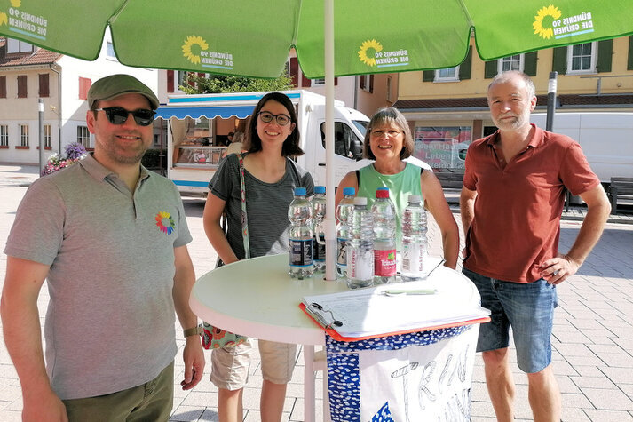 Am Samstag, den 18.07.26, war es wieder soweit: Mitglieder von B'90/DIE GRÜNEN, OV ALTENSTEIG, waren mit einem Marktstand in Altensteig vertreten und hatten jede Menge spannende Gespräche im Gepäck.